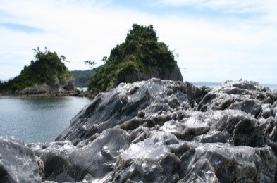 姫島の黒曜石の風景