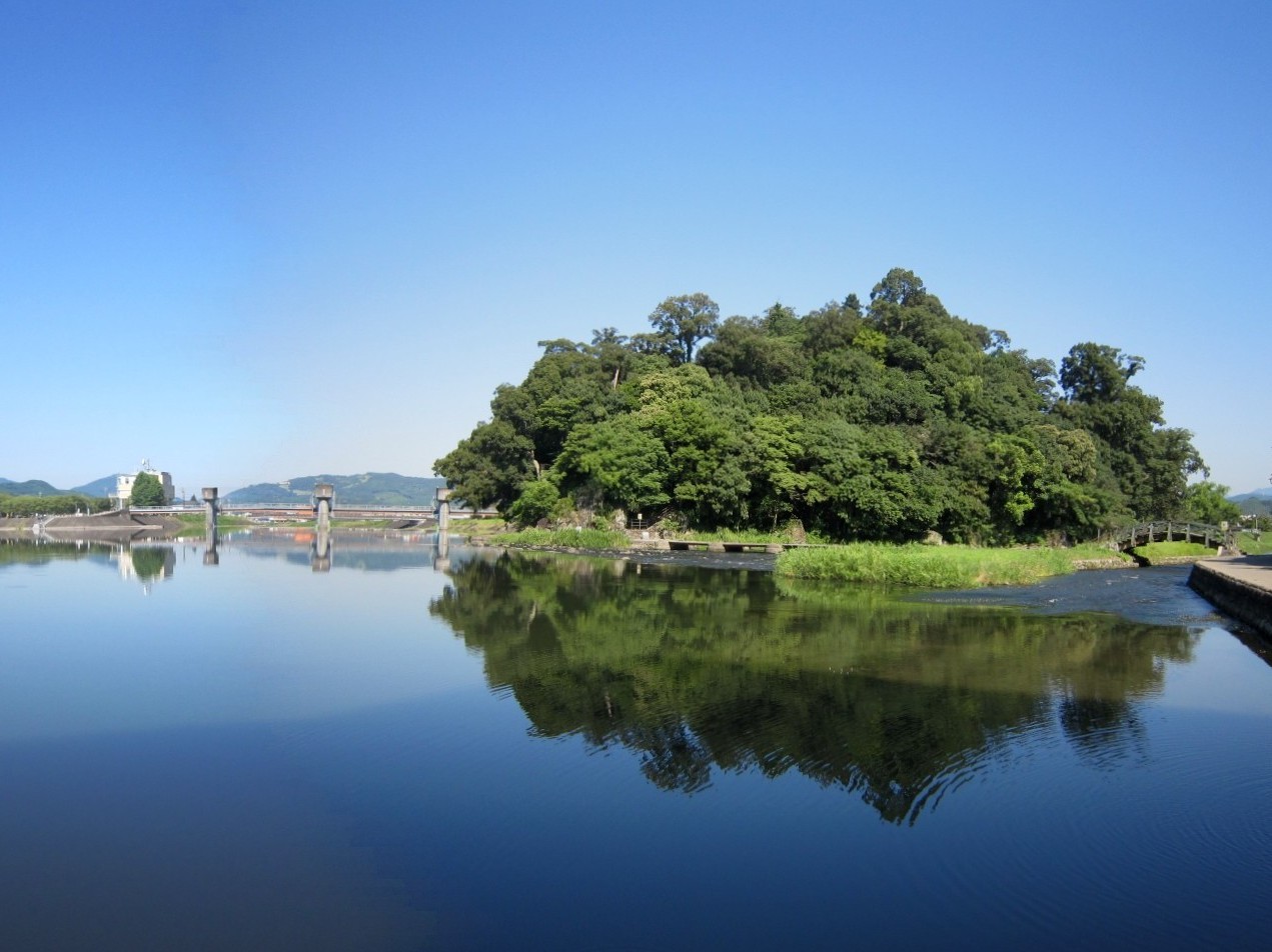 亀山公園の三隈川の様子